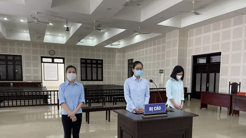Các bị cáo tại phiên tòa