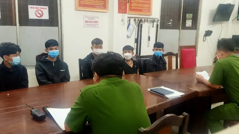 Các đối tượng tại cơ quan chức năng