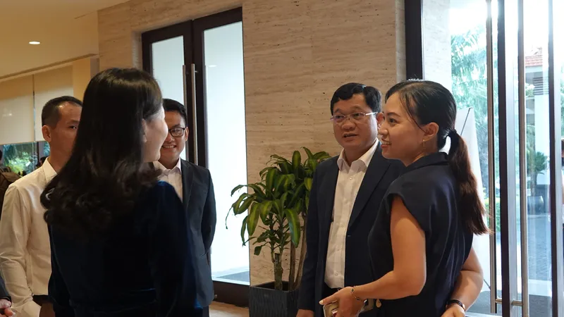 Lãnh đạo TP Đà Nẵng trao đổi sau Diễn đàn "Đà Nẵng – Điểm đến tiềm năng châu Á” 