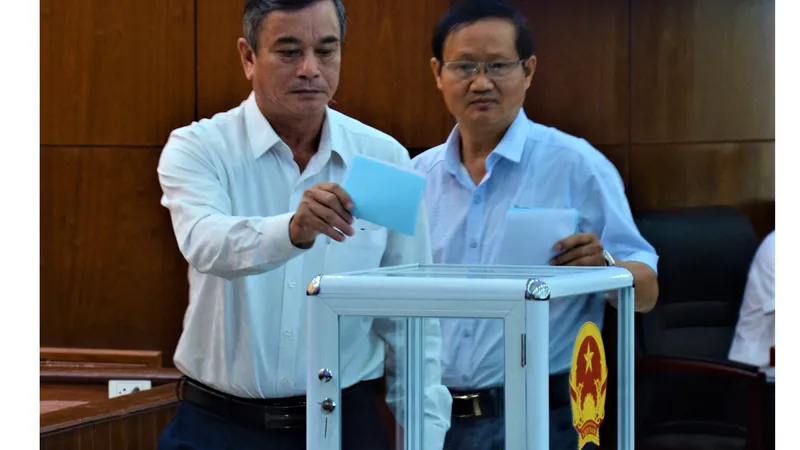 Bãi nhiệm tư cách đại biểu HĐND TP Đà Nẵng đối với ông Lê Minh Trung