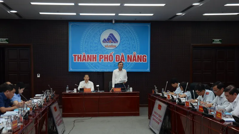 Ông Lê Trung Chinh, Chủ tịch UBND TP Đà Nẵng phát biểu tại buổi làm việc