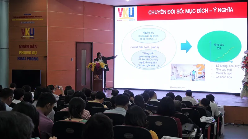 Hội thảo trình bày, giới thiệu các mô hình, giải pháp của các nhà trường, chuyên gia, doanh nghiệp giúp các cơ sở giáo dục có thêm cách tiếp cận về chuyển đổi số và có thể áp dụng trong thời gian tới