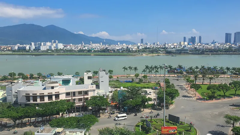 Đà Nẵng hiện có 38 cơ sở đào tạo về lĩnh vực công nghệ thông tin. Ảnh: XUÂN QUỲNH