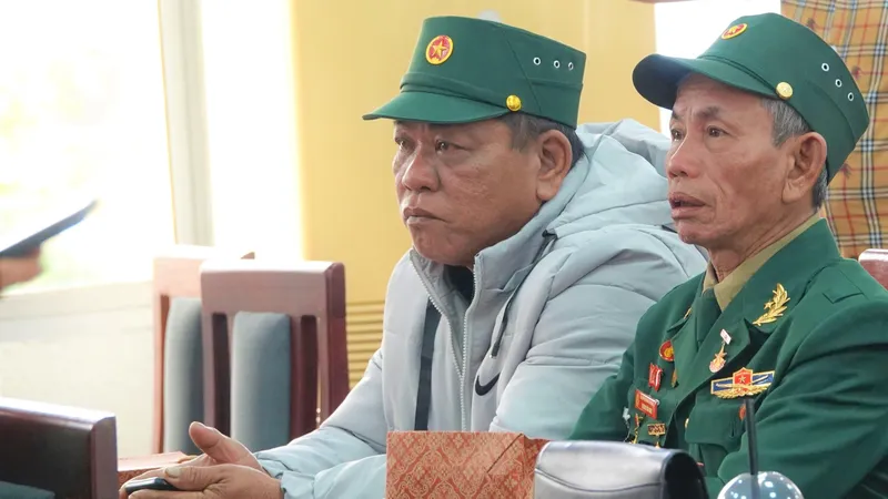 Những cựu chiến binh tham dự lễ ra mắt CLB “Trái tim người lính miền Trung – Tây Nguyên”