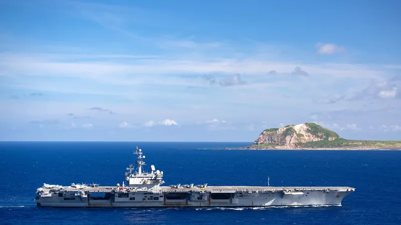 Tàu sân bay USS Ronald Reagan (CVN 76) của Hải quân Hoa Kỳ đã đến TP Đà Nẵng. Ảnh: Tổng Lãnh sự quán Hoa Kỳ tại TPHCM