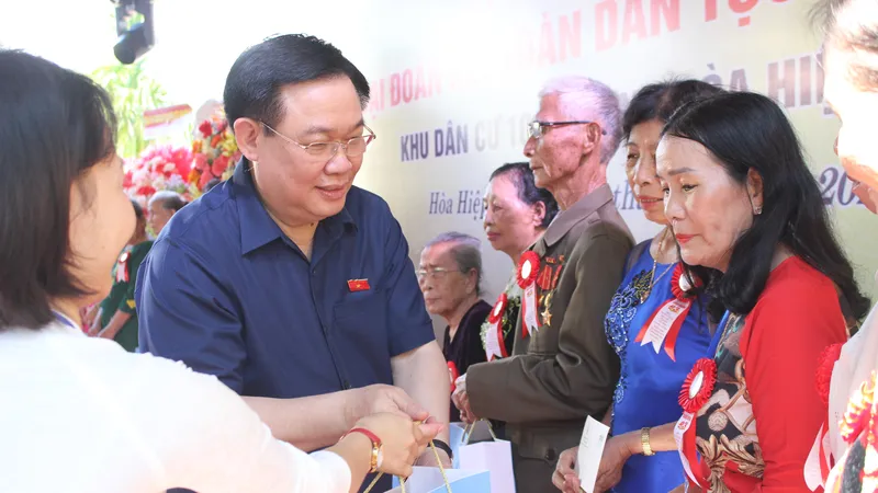 Chung sức, đồng lòng xây dựng Việt Nam trở thành nước phát triển, thu nhập cao