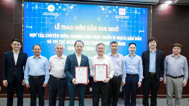 Quang cảnh Lễ trao biên bản ghi nhớ. Ảnh: XUÂN QUỲNH 