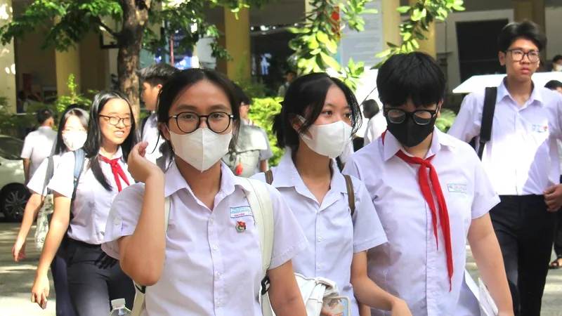 Thí sinh thi tuyển sinh vào lớp 10 ở Đà Nẵng năm học 2024-2025. Ảnh: XUÂN QUỲNH