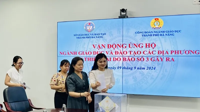 Trong ngày 9-9, Sở GD-ĐT TP Đà Nẵng đã tổ chức vận động ủng hộ đồng bào miền Bắc khắc phục hậu quả bão số 3