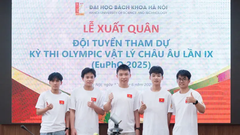 Đội tuyển Việt Nam đoạt thành tích cao nhất từ trước đến nay với 2 huy chương Vàng, 1 huy chương Bạc và 1 bằng khen