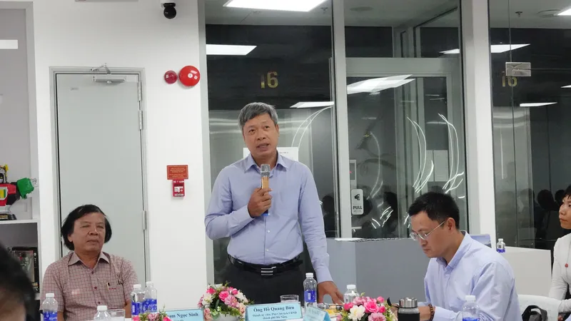 Ông Hồ Quang Bửu, Phó Chủ tịch UBND TP Đà Nẵng chủ trì. Ảnh: XUÂN QUỲNH