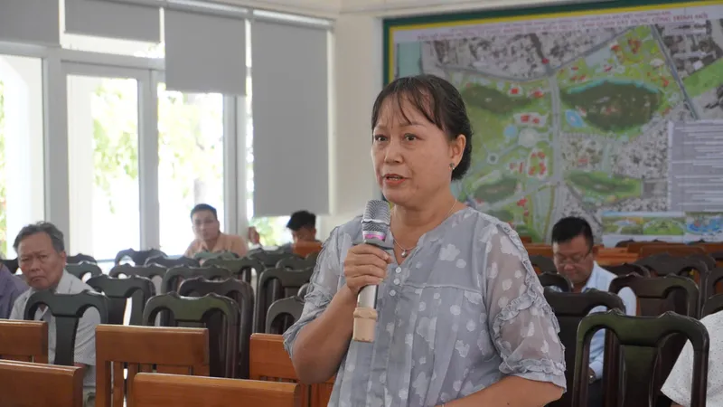 Cử tri Đặng Thị Anh Phi (tổ 27, phường Ngũ Hành Sơn) chia sẻ. Ảnh: XUÂN QUỲNH