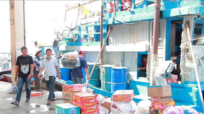 Nhộn nhịp mở biển đầu xuân