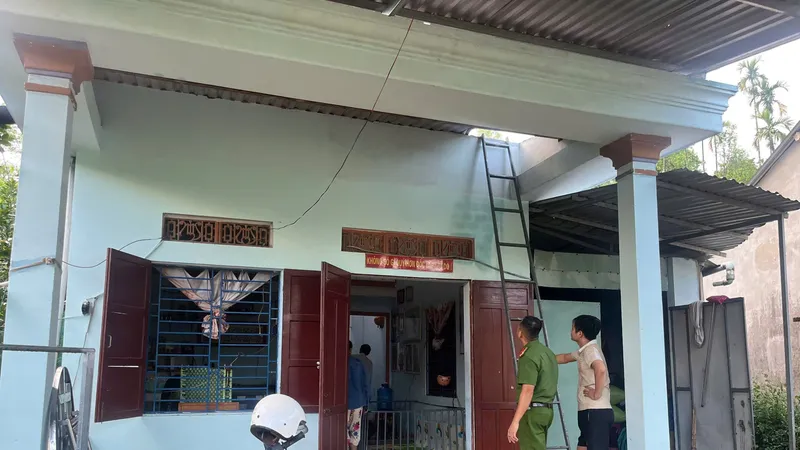 Lực lượng chức năng xuống hiện trường kiểm tra, thống kê thiệt hại