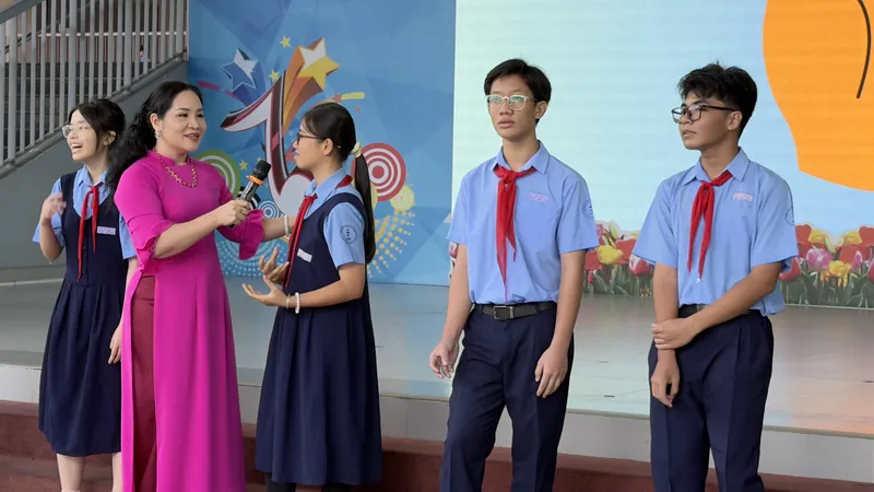 Chăm sóc sức khỏe tinh thần cho học sinh THCS