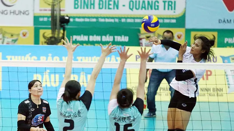 Các tay đập Est Cola trượt vé bán kết sau trận thua Phúc Kiến. Ảnh: DŨNG PHƯƠNG