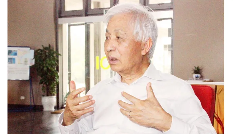 Giáo sư Trần Thanh Vân: Mong muốn ngọn lửa khoa học ở ICISE cháy mãi