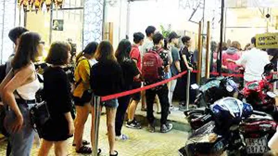 Cơn cuồng hàng hiệu
