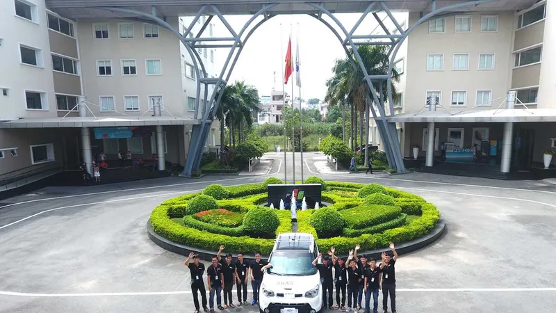 Xe tự hành - sản phẩm kết hợp với FPT trong xây dựng hệ sinh thái AI tại Khu công nghệ cao TPHCM