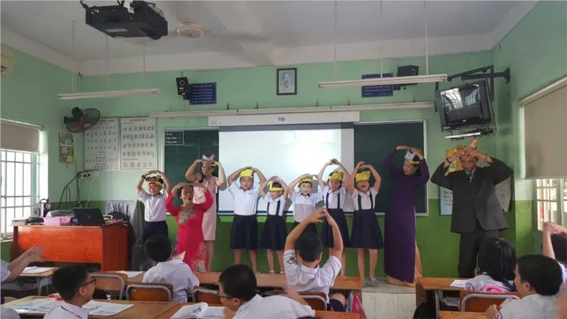 Giúp phụ huynh an tâm khi con đến trường