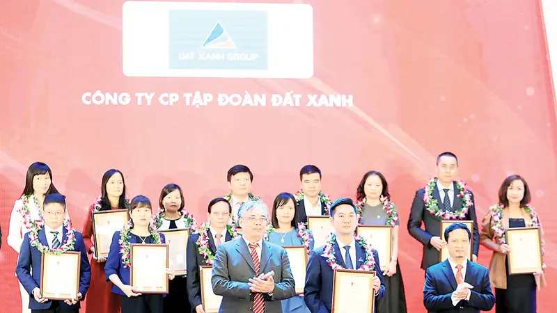 Tập đoàn Đất Xanh xuất sắc đứng trong tốp đầu doanh nghiệp BĐS có lợi nhuận tốt nhất 2019