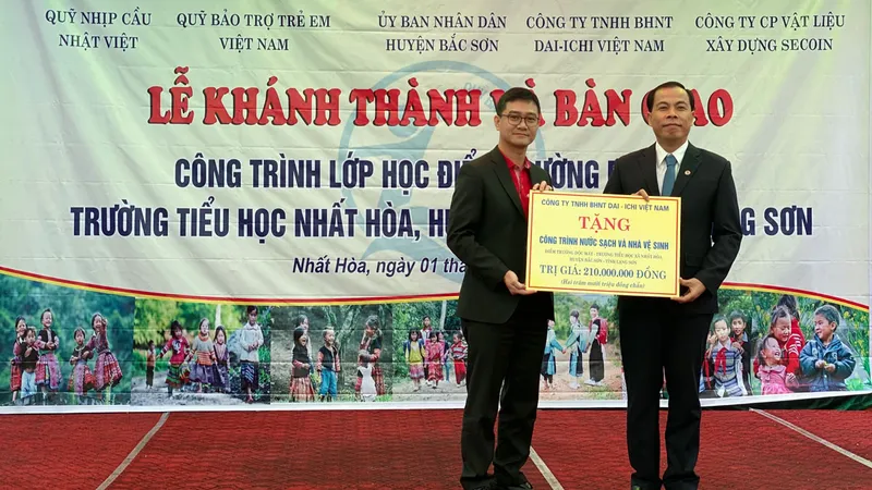 Dai-ichi Việt Nam bàn giao hệ thống nước sạch