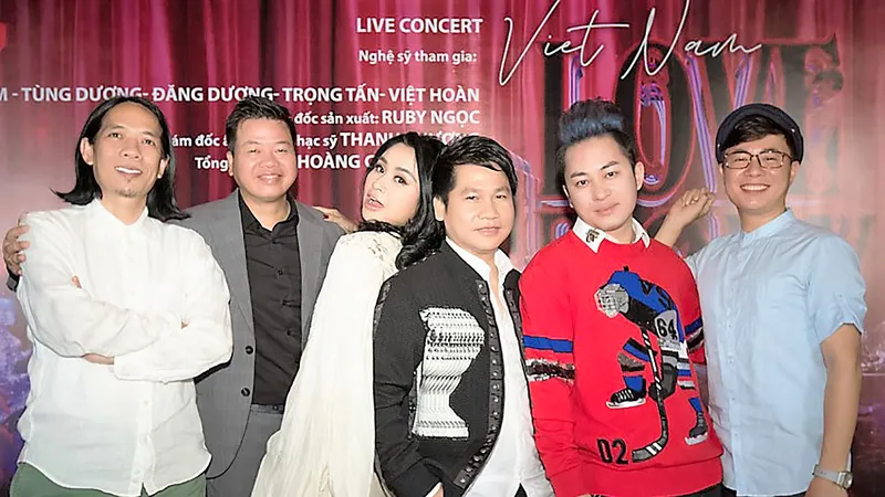 Các nghệ sĩ trong chương trình “Việt Nam Love Story”