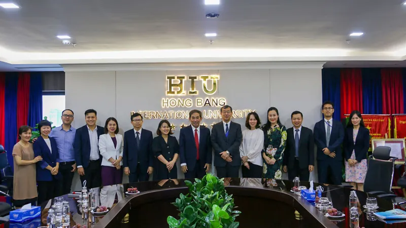 Tổng lãnh sự Nhật Bản thăm Trường Đại học Quốc tế Hồng Bàng