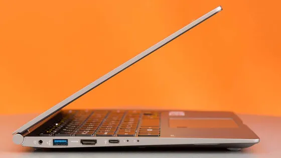 Cho sinh viên mượn laptop miễn phí