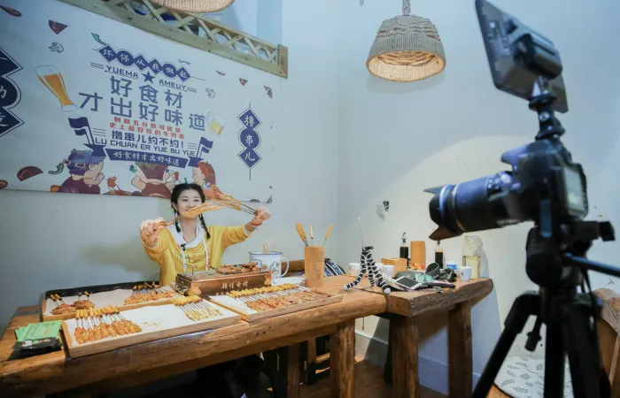 Lập dị Mukbang