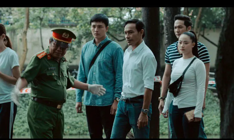 Đội K13 phá án trong phim "Kẻ sát nhân cô độc"