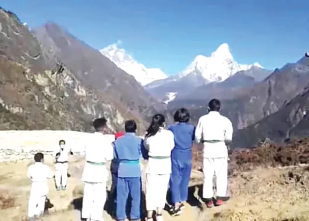 Võ đường Judo trên núi Everest