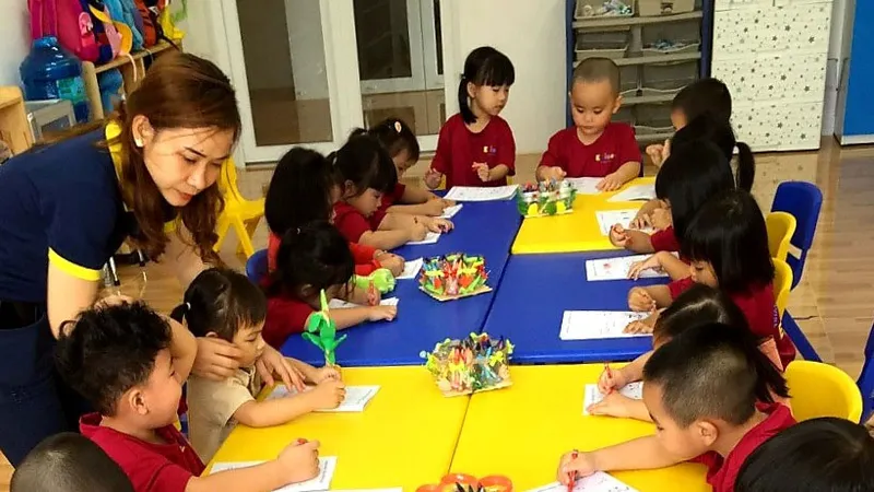 Các bé tại một cơ sở giáo dục ngoài công lập ở Sóc Trăng