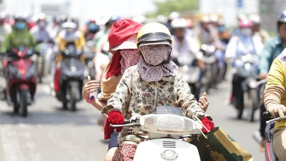 Mùng 2 Tết Tân Sửu, bức xạ tia cực tím gây hại mức cao cả 3 miền