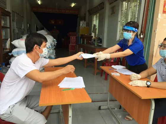 Cuối tháng 9-2021: Hơn 7,3 triệu người nhận gói hỗ trợ lần 3 của TPHCM