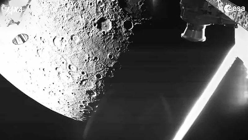BepiColombo gửi hình ảnh đầu tiên về sao Thủy