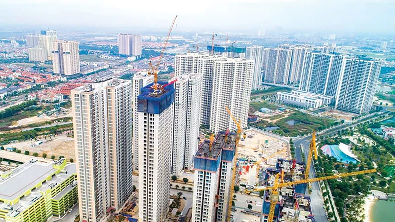 Cất nóc vượt tiến độ 30 ngày tòa P11-PK5 Vinhomes Smart City