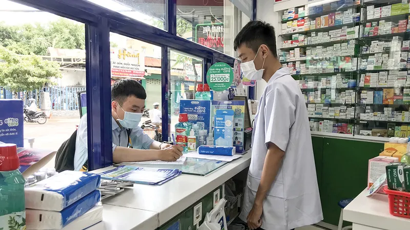 Chấn chỉnh hoạt động cấp phát, kinh doanh thuốc điều trị Covid-19