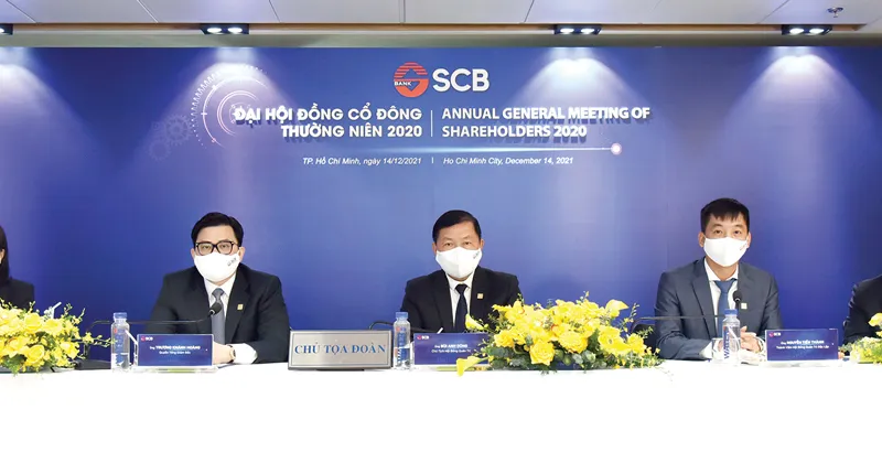 Đoàn chủ tọa làm việc tại Đại hội
