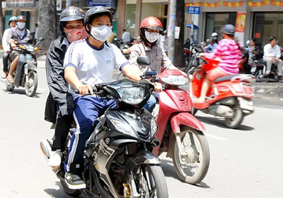 Không nên giảm độ tuổi cấp giấy phép lái xe
