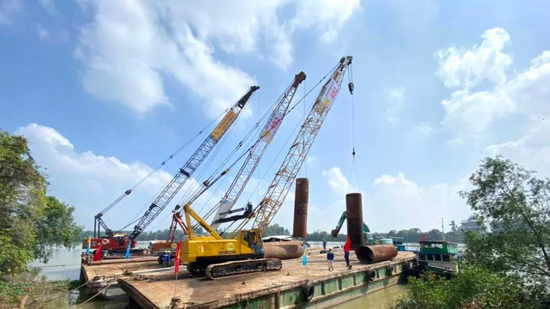 Thi công cầu Bạch Đằng nối liền 2 tỉnh Bình Dương - Đồng Nai