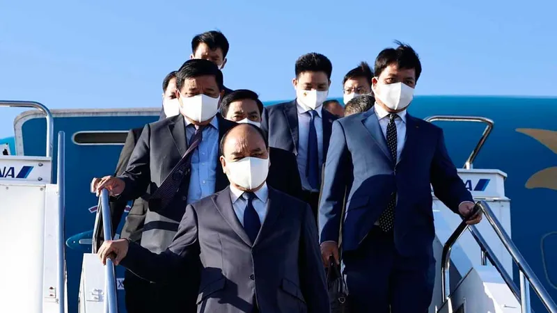 Chủ tịch nước Nguyễn Xuân Phúc đến sân bay quốc tế Haneda, Tokyo, Nhật Bản. Ảnh: TTXVN