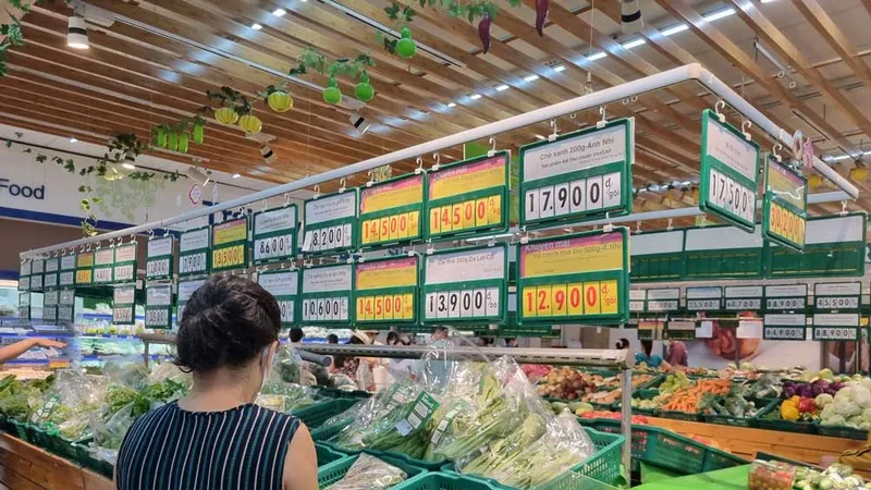 Hàng bình ổn thị trường bán tại các kênh siêu thị của Saigon Co.op