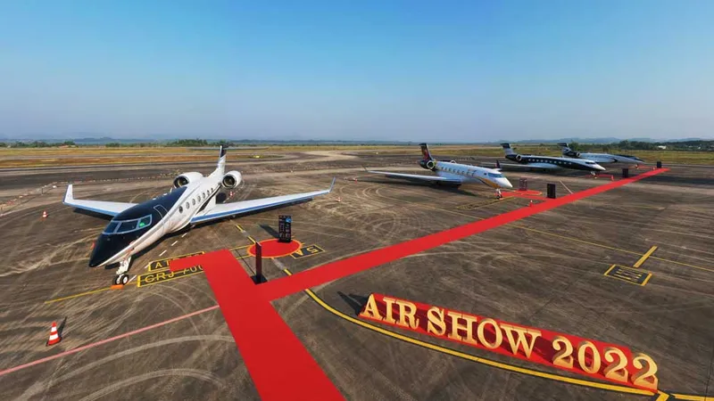“Đã mắt” ngắm G700 - ngôi sao của triển lãm hàng không Airshow 2022 tại Sân bay Vân Đồn