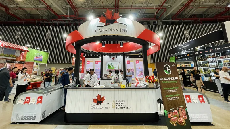 Tổng Lãnh sự quán Canada tại TPHCM khai trương Gian hàng Quốc gia Canada tại FHV 2022