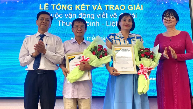 Những trang viết của lòng biết ơn 