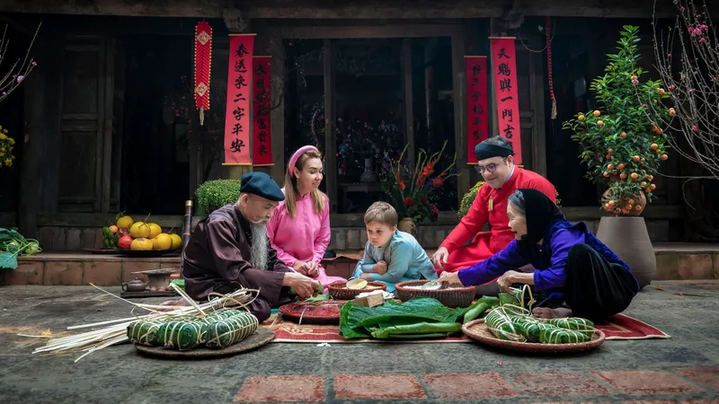 Gói bánh chưng ngày tết