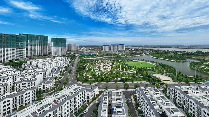 Thị trường bất động sản 2023: “Cờ” sẽ nằm trong tay ai?