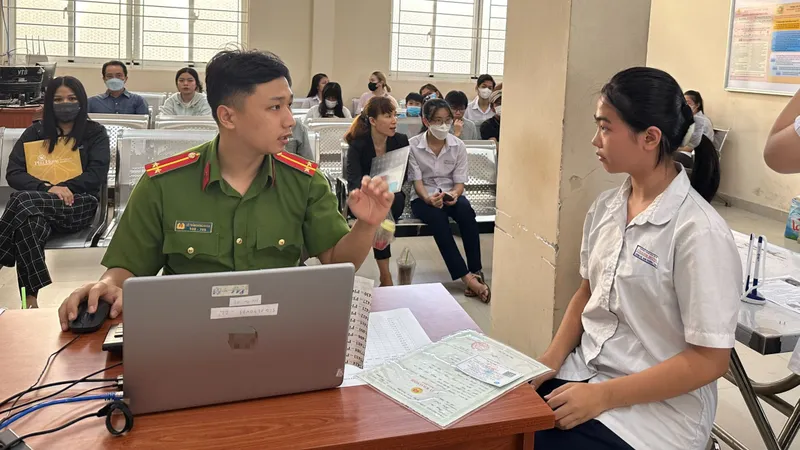 TPHCM phải rà soát và điều chỉnh thông tin cư trú hơn 11 triệu nhân khẩu khi sắp xếp khu phố, ấp