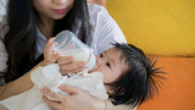 Gánh nặng chăm sóc con khiến phụ nữ trẻ Hàn Quốc ngại sinh con